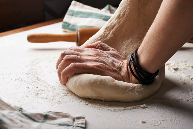 Mơ thấy làm bánh đánh con gì bao ăn?