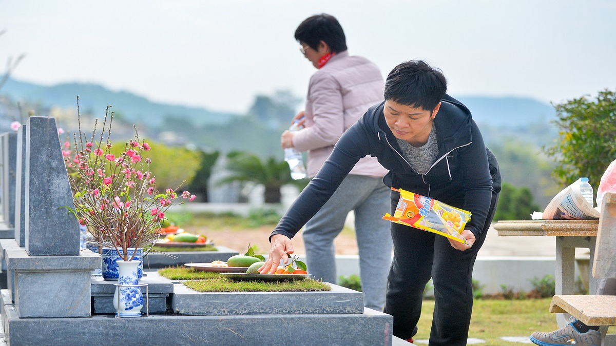 Mơ thấy đi tảo mộ đánh con gì? Ý nghĩa giấc mơ này