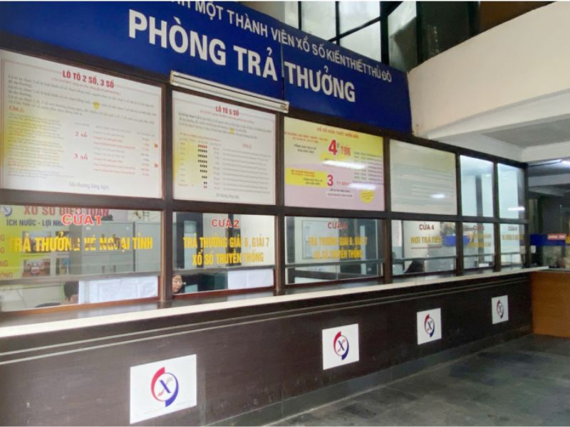 Đổi vé số trúng ở Hà Nội 4