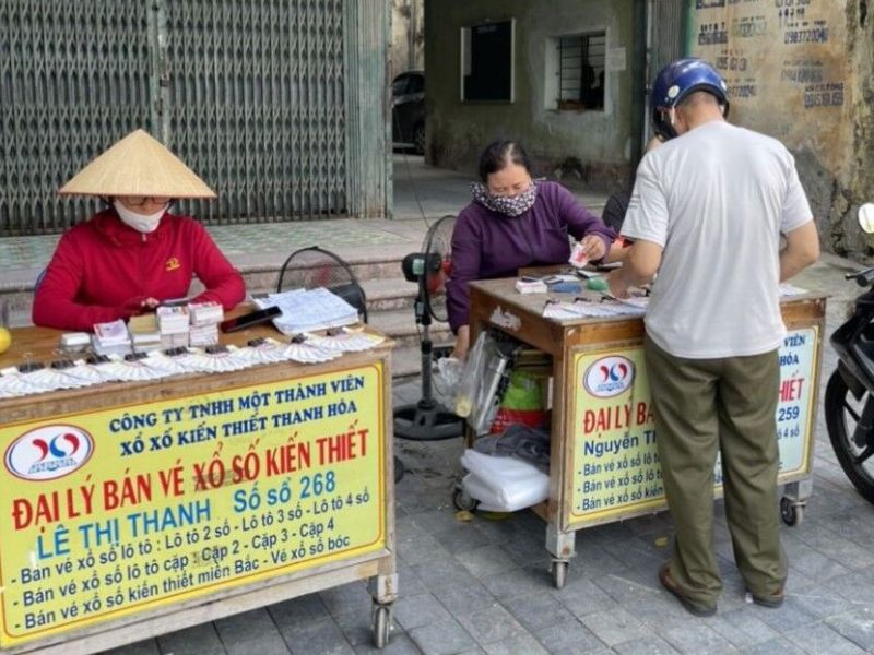 Đổi vé số trúng ở Thanh Hoá 3
